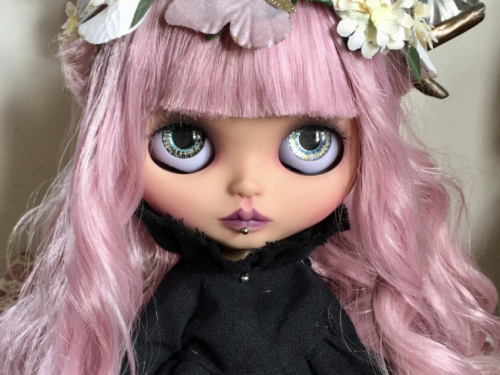 Custom Blythe Doll Factory OOAK “Margarite” by Dollypunk21 *Free Set of Extra Hands*